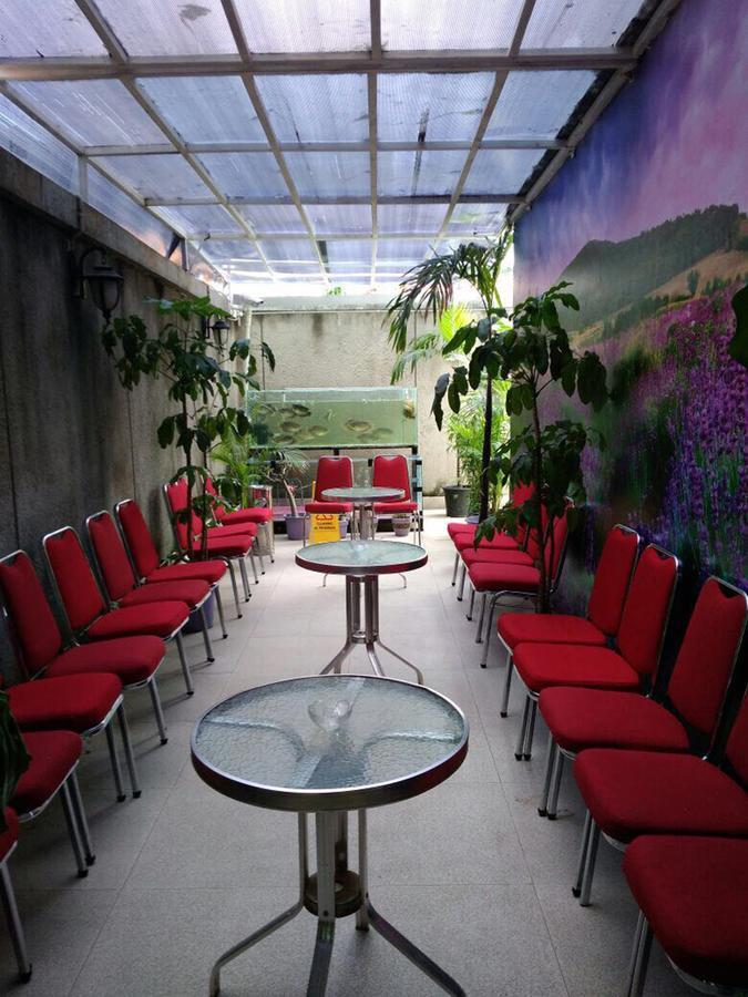 P Hotel Jakarta Eksteriør bilde